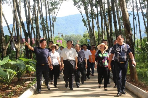 海南省政協(xié)主席毛萬(wàn)春率政協(xié)調(diào)研團(tuán)蒞臨中合集團(tuán)考察調(diào)研