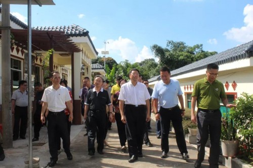 海南省政協(xié)主席毛萬(wàn)春率政協(xié)調(diào)研團(tuán)蒞臨中合集團(tuán)考察調(diào)研