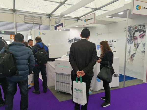 _(d)ƞWҫMEDICA L(fng)