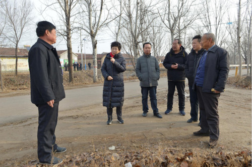 t(y)Ժo(j)ίӛһ{(dio)ץhÓؚ